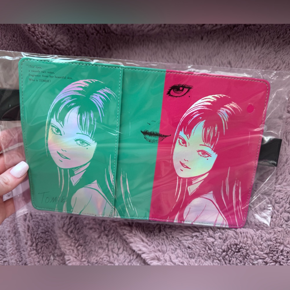 Hobonichi Tomie “Knowing Smile” A6 cover (new/unopened)